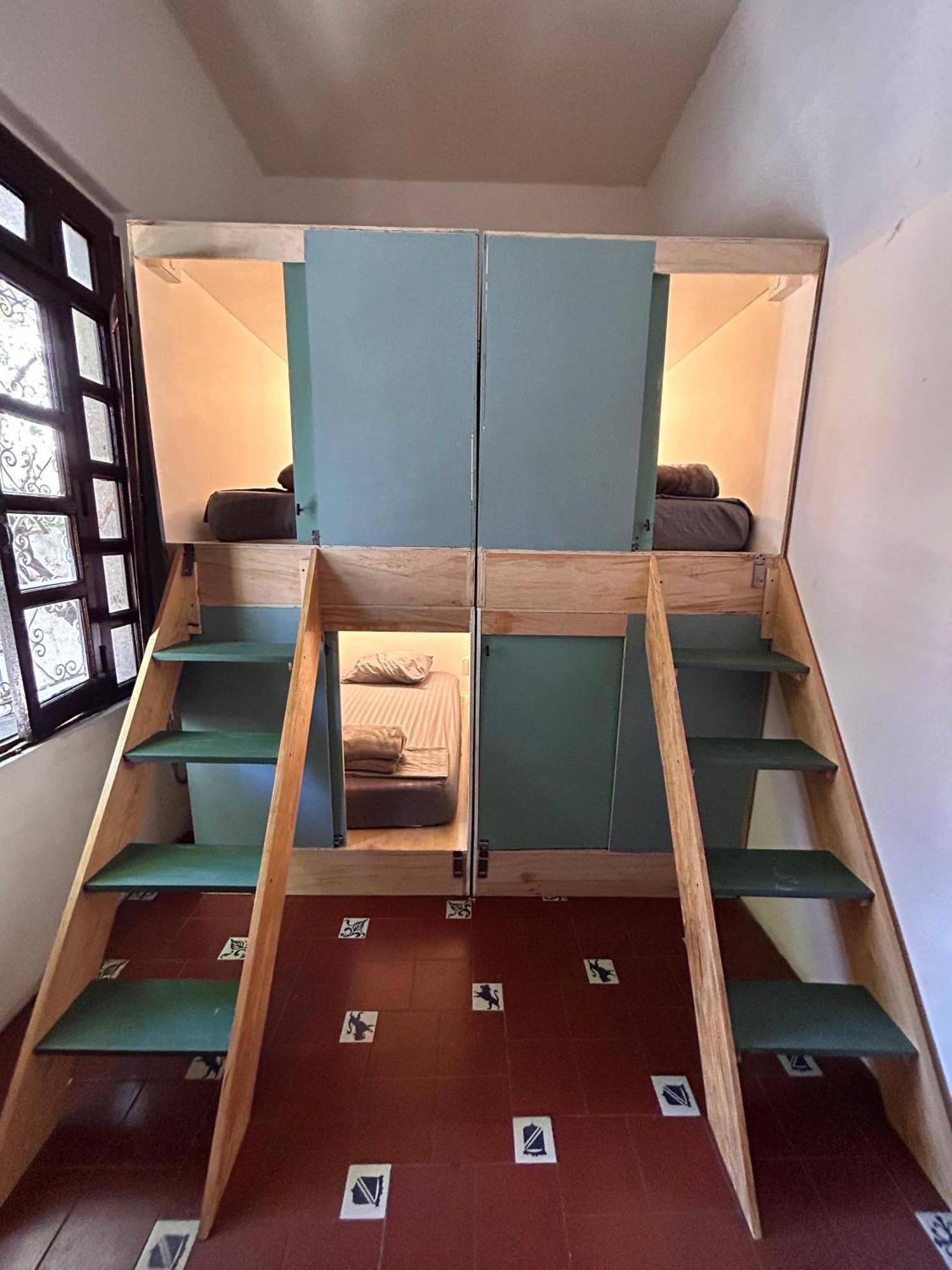 Coliving Chingon Hostel Guadalajara Bagian luar foto