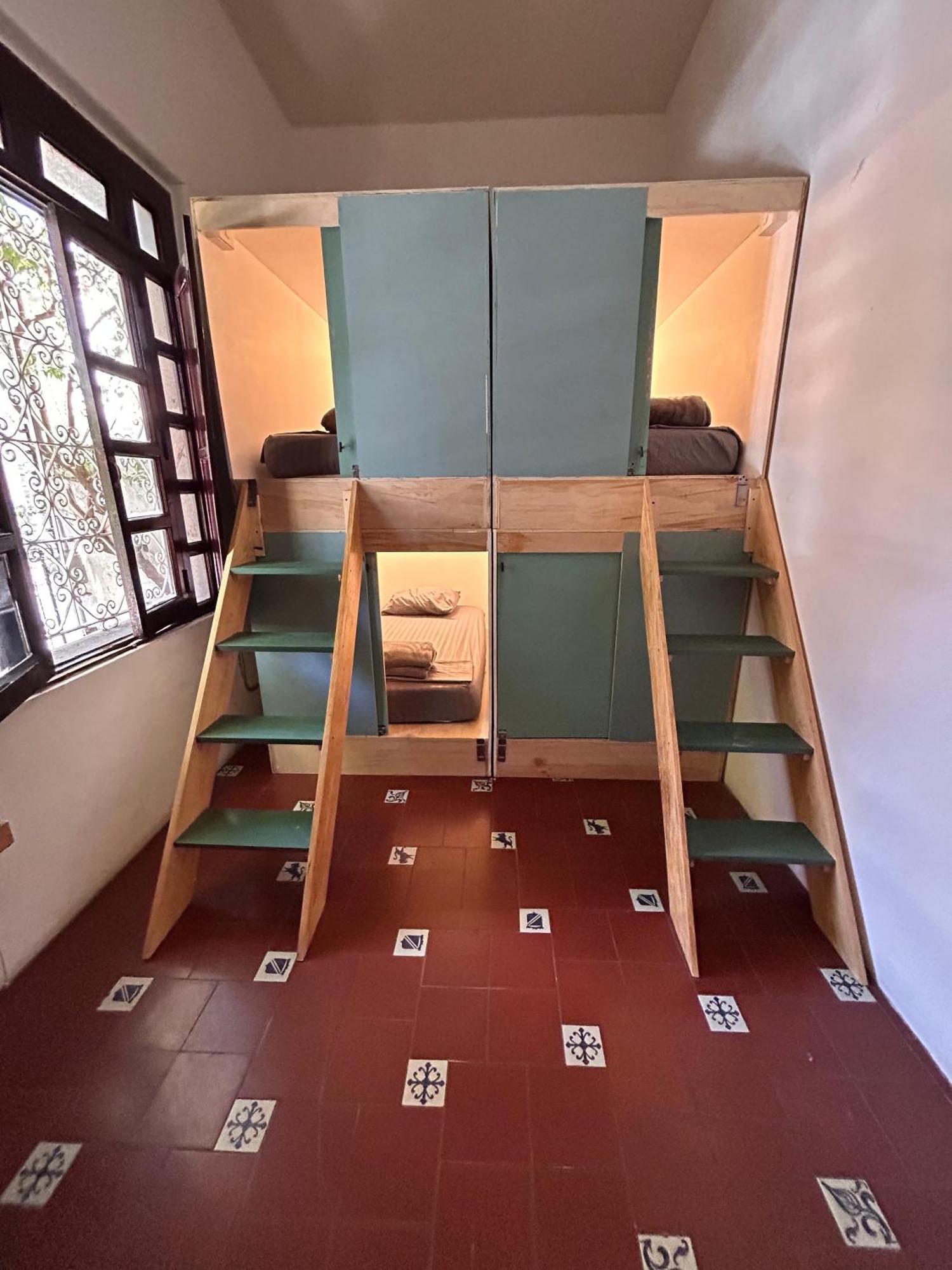 Coliving Chingon Hostel Guadalajara Bagian luar foto